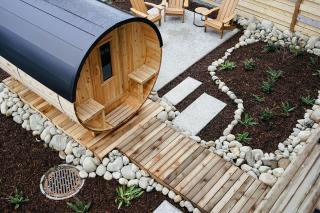 Eaglewood Guesthouse-Walking to shops, Sauna, EV - 0