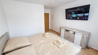 A-B-H Schöne 2R Whg, EBK, Lift, WiFi, XL Schlafcouch - 2