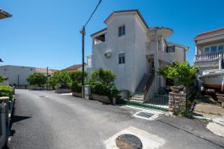 Apartments by the sea Turanj, Biograd - 6177 - 8