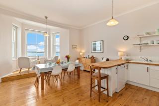 Tenby Sea View - South Beach - Elevated Views - 7