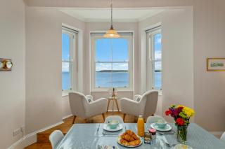 Tenby Sea View - South Beach - Elevated Views - 1