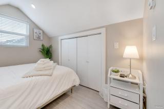 Quiet 2BR Suits in Vancouver with Private Entry - 2