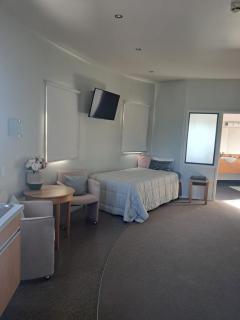 Headlands Hotel - 1