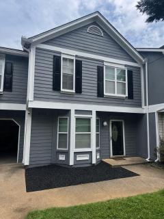 Affordable 2BR Near Atlanta - King and Queen Beds - 7