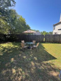 Affordable 2BR Near Atlanta - King and Queen Beds - 5