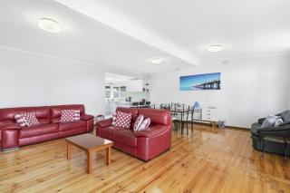 Bright & Airy & Close to Everything - 3