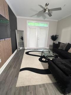 Atlanta Luxury Stay - 1