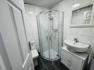 Home Cozy & Comfortable Stay in Accrington Flat A - 6