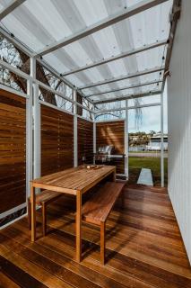 The Floathouse - Floating tiny home on the Murray - 3