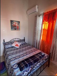 ROANA APTS 2 Bedroom Upstairs Apt Centrally located with Air Condition - 5