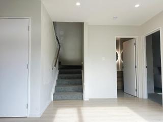 Peachful 5BR Retreat v Quiet Corner, Modern Comfort - 2