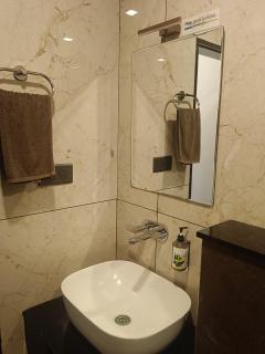 Grand Vistara Airport Suites Cochin COMPLIMENTARY ONE WAY AIRPORT TRANSIT 500 metres from Cochin Airport - 4