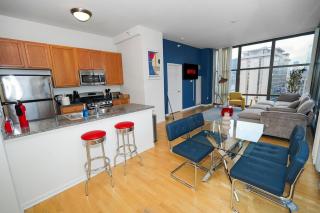 Prime Chicago 2BR Skyline - 5 Min to Museum Campus - 8