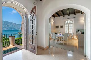 Villa Schlosser Lake Front & Private Pool - 7