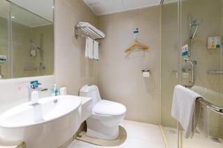 City Comfort Inn Wuhan International Square Union Medical College Hospital - 1