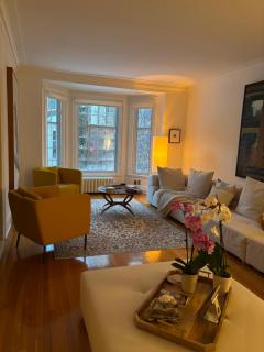 Stunning Glamorous Townhouse in Downtown Montreal - 7