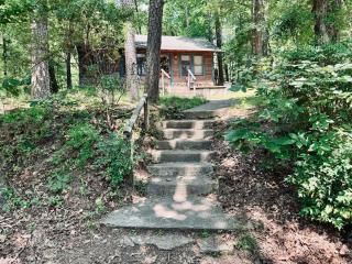 6-HOT SPRINGS HAVEN - Historic Five Points Lake Hamilton - 4
