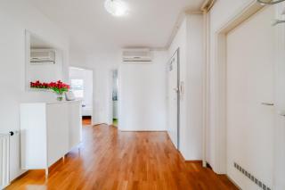 Cherry City Stay Apartment With Parking - Happy Rentals - 6
