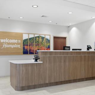 Hampton Inn Inwood - 2
