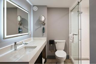 Hilton Winnipeg Airport Suites - 4