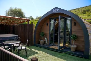 Calmwater Hideaway - 4