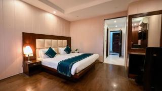 Hotel The Great Him Sri Luxury Rooms Near Mall Road !!! Best Stay In Mussorie - 2