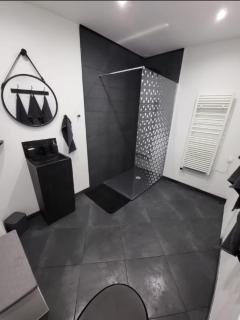 Spa le petit feu, jaccuzi, sauna, bar a sirop, vidéoprojecteur - 7