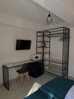 Pension Recidency - 7
