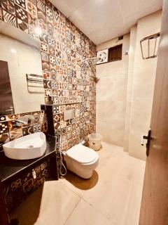 Hotel Ramawati Near Ganga Ghat, Haridwar - 5