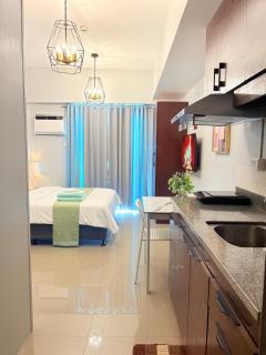 Sunvida Tower City View with Balcony Across Sm Cebu - Cebú - 7