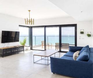 Magical 4BR APT With Panoramic Sea View l Mamad - 4