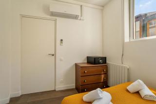 Montmartre Stylish and bright 3BD with terrace - 3