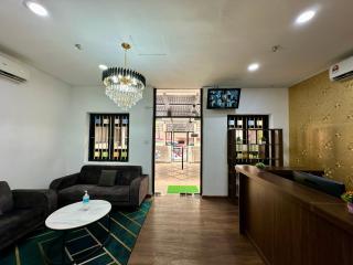 Aloh Tech Hotel - 5