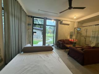 Villa Hanging Parrot - 1
