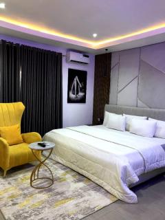Glitz Apartments - 6