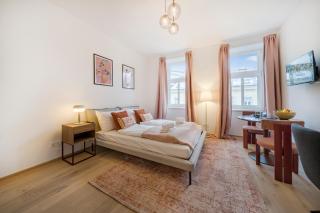 Designer Studios, 10min to Stephansplatz, Metro, no Elevator - 0