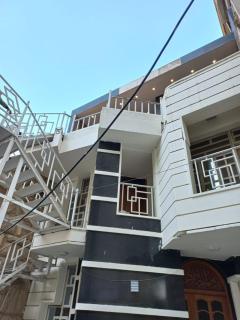 Modern apartment in a special location in Al-Mansour, 14th Street, Ramadan - 2