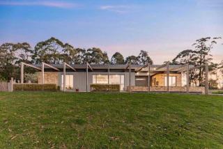 Five Acres - Kinglake - 2