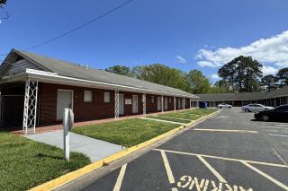 Economy 7 Inn Near Hampton University VA - 4