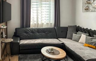 2 Bedroom Amazing Apartment In Viskovo - 9