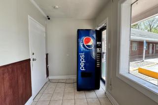 Economy 7 Inn Near Hampton University VA - 6