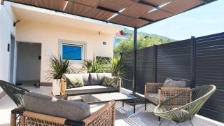 Luxury Villa Kristina with Heated Pool near Omis for 12 Guests - 5
