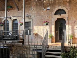 Kosher -Shivtai Israel 4BDR by Jerusalem Stone - 3
