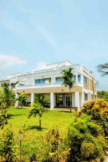 Luxurious 5-Bedroom Villa with Private Pool in Diani, Kenya - 3