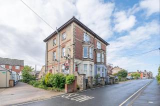 Upper Highbury, Saxmundham - 0