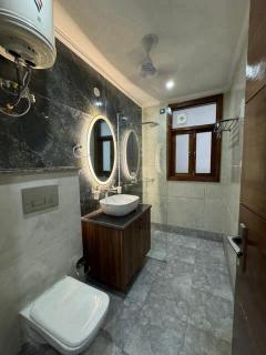 Jasmine 2BHK Luxury Retreat - Sec 57 - 9