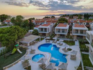 Darion Complex Villa T2 - Nikiti Rentals - 0