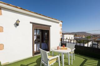 Home2Book La Molina A, Cozy Terrace Retreat - 0