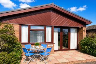 Coastal Chalet Retreat in St Margaret's Bay - 1