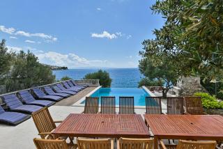 LUXURY VILLA CIOVO Sleeps 17, Infinity Pool, Seafront - 7